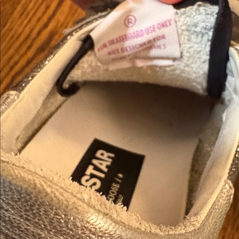 Golden Goose Superstar Sneakers - Picture 5 of 10